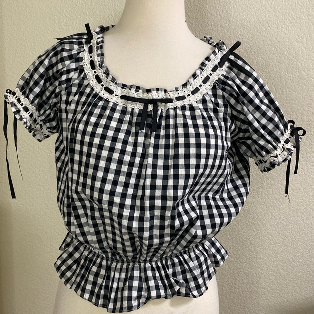 Ank Rouge Peasant check top with lace